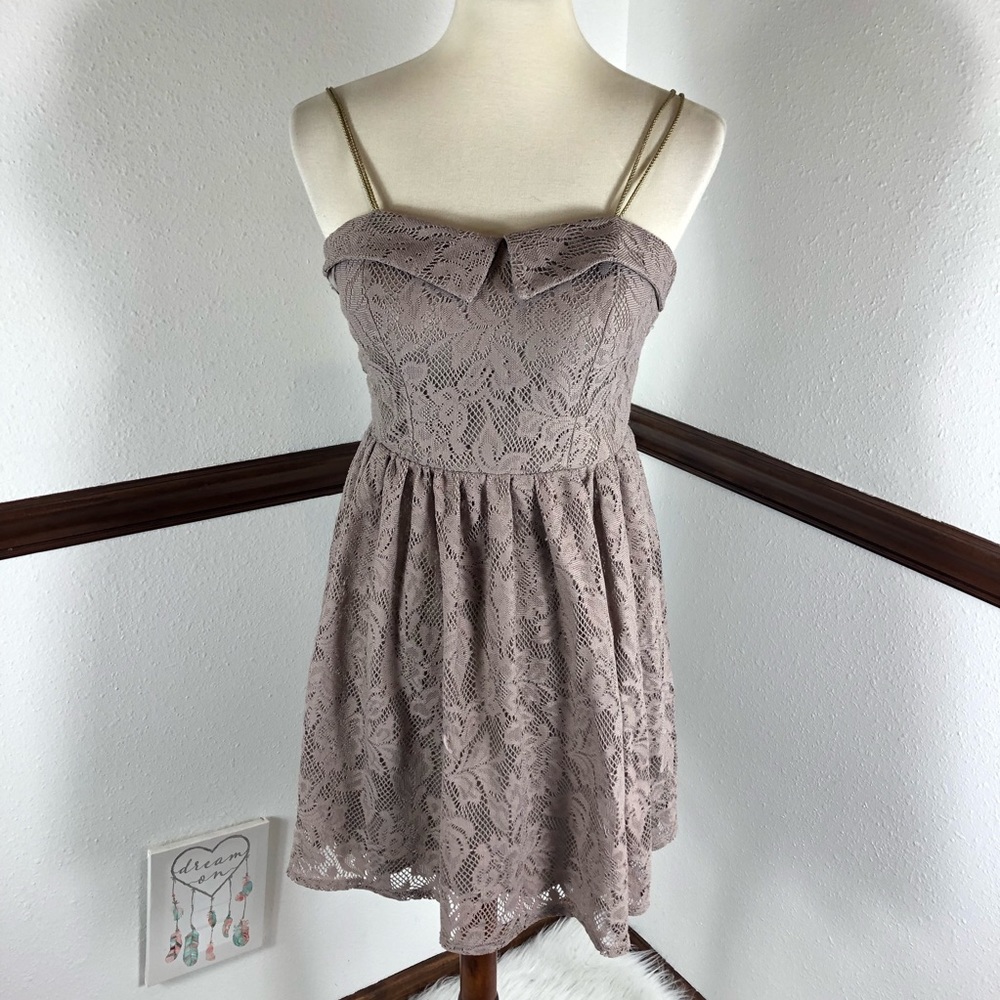 City Triangles lace overlay nude dress size 7